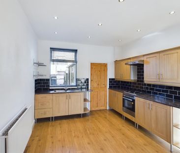 2 bedroom terraced house to rent - Photo 3