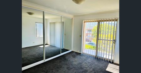 WALK TO THE HOSPITAL! - Photo 2