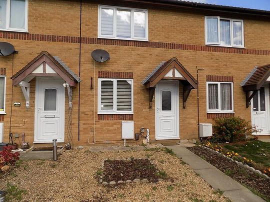 2 bedroom terraced house to rent - Photo 1