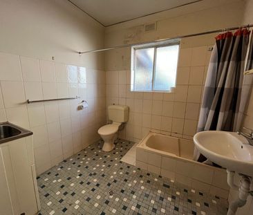 Low-Maintenance Living in Prime Prospect Location - Photo 6