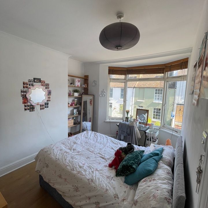 5 Bed Terraced House, Hanover Terrace, BN2 - Photo 1