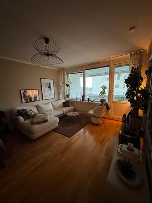 Nybohovsbacken, Stockholm - Photo 1