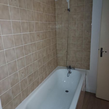 Location Appartement 1 pièce 34m² AIGUILLON 47190 - Photo 4