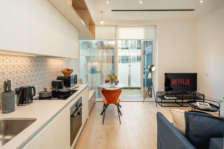 Great West Road - Photo 2