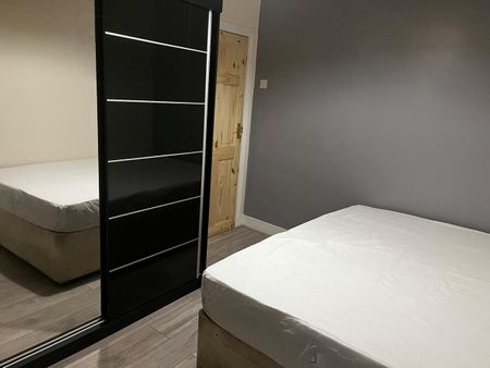 Room in a Shared House, Morley Road, E15 - Photo 4