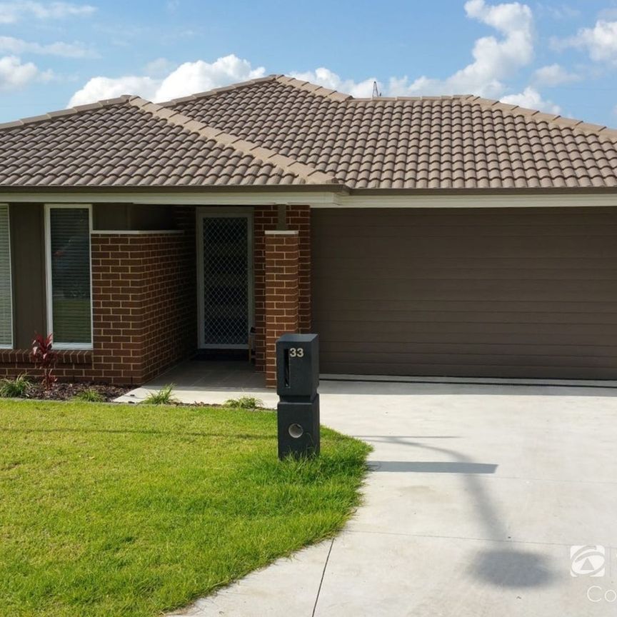 33 Omaroo Place, 2530, Horsley Nsw - Photo 1