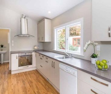 Caledonian House - Photo 2