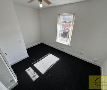 68 St James`s Road, Belfast, BT12 6ED - Photo 6
