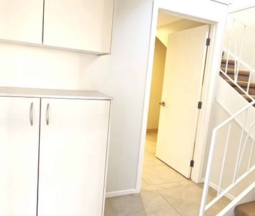 4 Bedrooms, Hillcrest - Photo 5