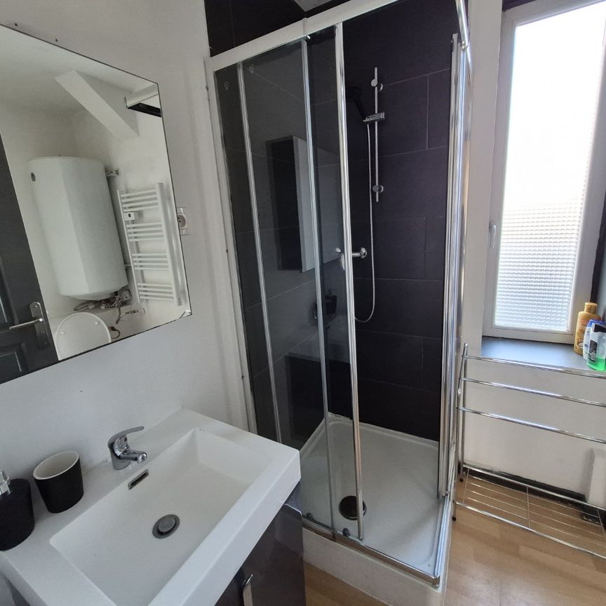 Location Appartement 2 pièces 32m² HAUBOURDIN 59320 - Photo 2