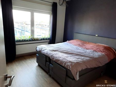 Appartement met 2 slaapkamers en terras in Merksem - Photo 3