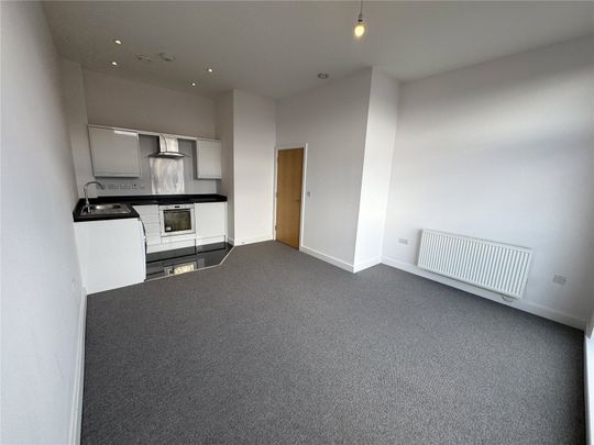 Knoll Road, Camberley, Surrey, GU15 - Photo 1