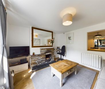 2 bedroom terraced house to rent - Photo 1