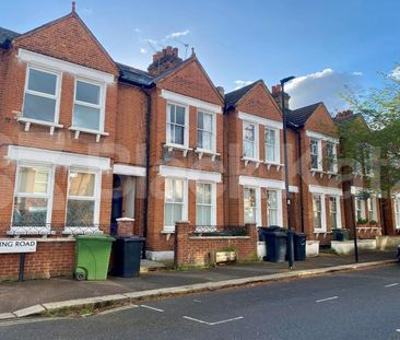 Flooded with natural light & offering 979 Sq Ft. of living & entert... - Photo 4