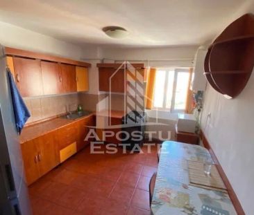 Apartament cu 4 camere de inchiriat in zona Sagului - Fotografie 2