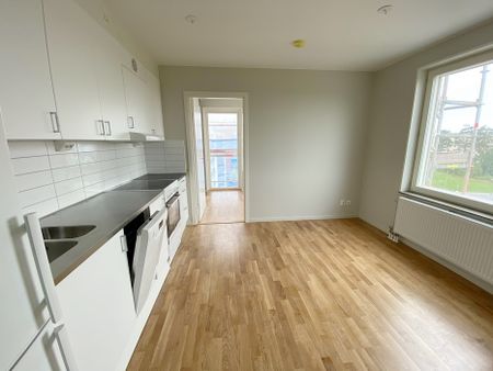 Almbygatan 14, Rinkeby - Photo 2