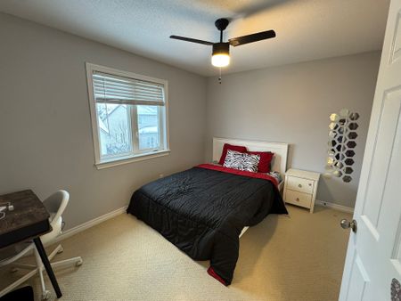 For Lease - 62 Black Bear Way, Stittsville - Munster - Richmond, Ontario - Photo 3