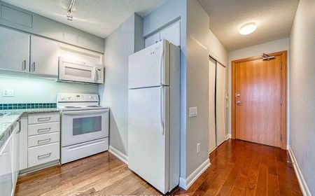 For Lease - 33 Sheppard Avenue Unit# 2112, Toronto, Ontario - Photo 5