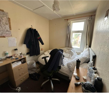 Cowley Road, Oxford - Photo 5