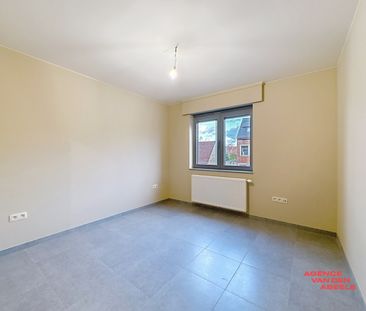 Nieuwbouwwoning met terras en garage - Foto 4