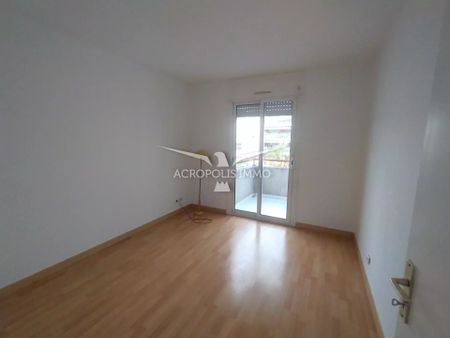 Location Appartement 3 pièces 63m² NICE 06300 - Photo 2