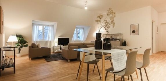 Charming one and a half room apartment in the heart of the city - Foto 2