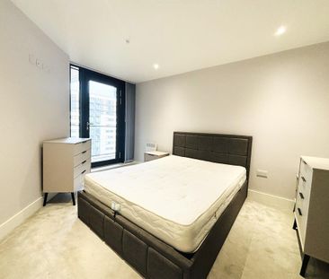 2 bedroom flat to rent - Photo 2