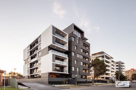 SOUTHBANK APARTMENTS - 14 Beatson Street WOLLONGONG - Photo 3