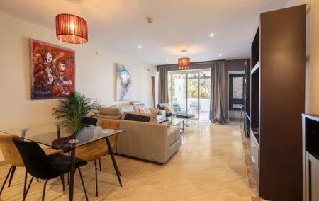 Middle Floor Apartment · Río Real - Photo 5