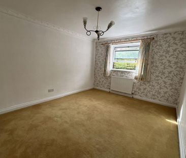 4 bedroom detached house to rent - Photo 5