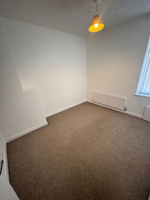 2 Bed Terraced House, Tudor Street, L6 - Photo 1