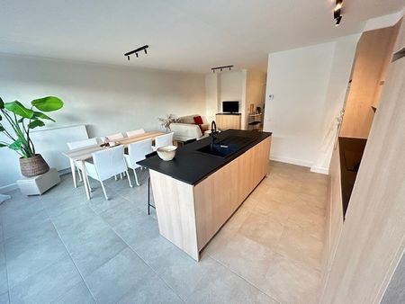 2 slaapkamer appartement te huur in hartje Roeselare - Photo 2