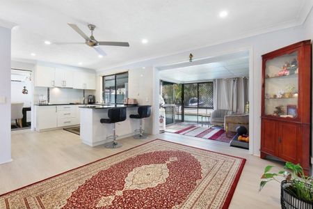 Burleigh Waters - Photo 3