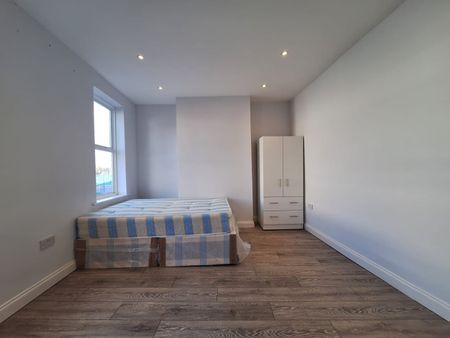 4 Bed Terraced House, Almond Road, N17 - Photo 5