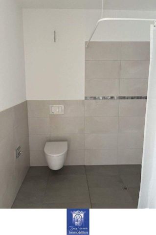 Kuschelige Neubauwohnung im Erstbezug! EBK, Balkon, Fußbodenheizung, Vinyl! - Photo 3