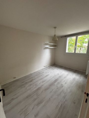 Location appartement 3 pièces, 71.00m², Combs-la-Ville - Photo 4