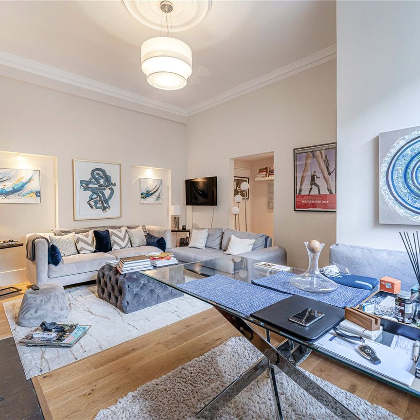 Stunning Two Bedroom Apartment with Access to Award Winning Gardens - Photo 1