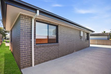 Brand New 2 Bedroom Granny Flat! - Photo 3