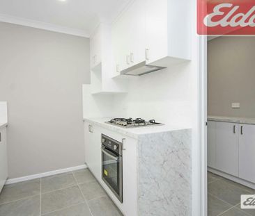 Stylish Modern Family Home - Photo 4