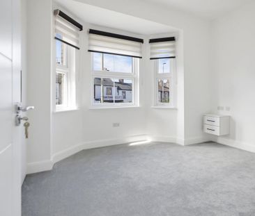 2 bedroom semi-detached house to rent - Photo 3