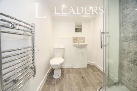 Studio to rent - Photo 5