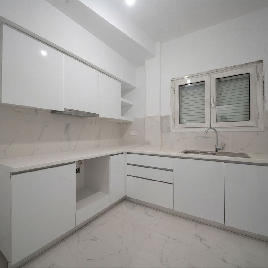 Κτίριο για ενοικίαση Παλαιά Κοκκινιά (Καμίνια – Παλαιά Κοκκινιά) - Photo 1