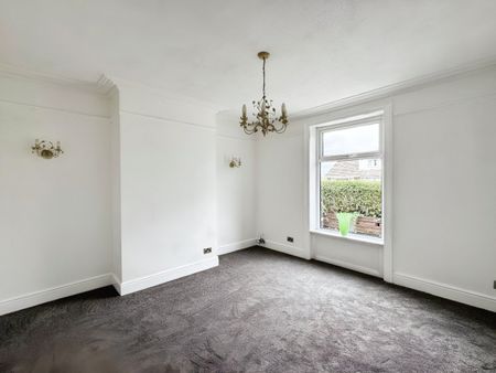 York Place, Cleckheaton, BD19 - Photo 4