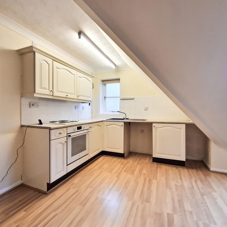 Studio to rent - Photo 1