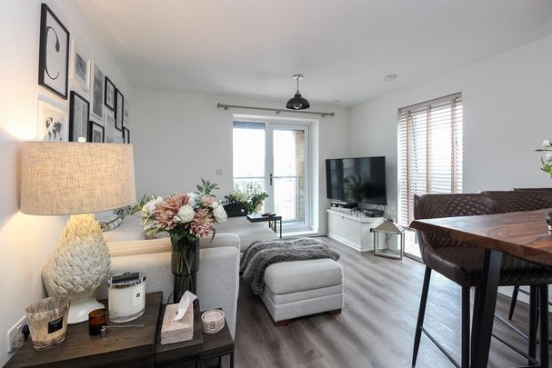 2 bedroom apartment to rent - Photo 1