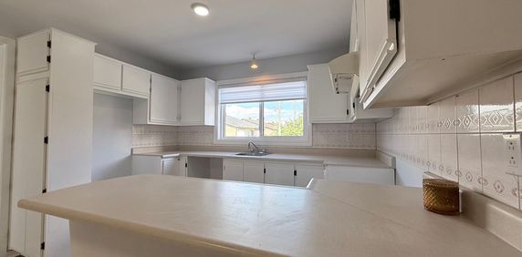 Cité De La Santé - 4 1/2 Grand Et Renové - Photo 2