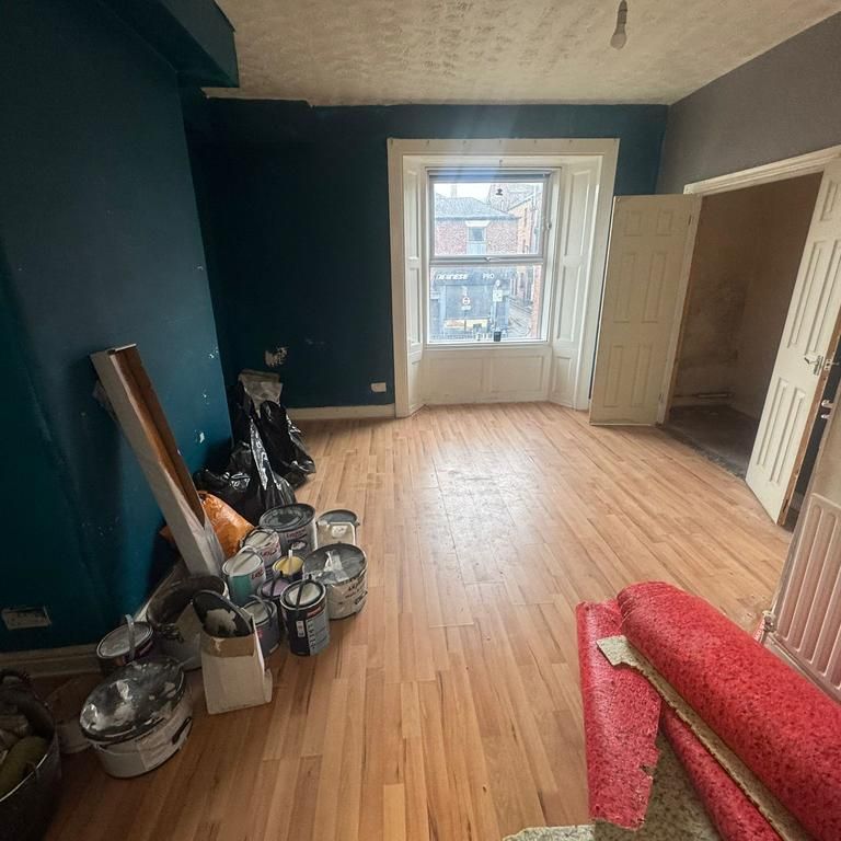 3 bedroom flat to rent - Photo 1