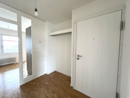 Sanierte Wohnung an zentraler Lage im Grünen - Photo 2