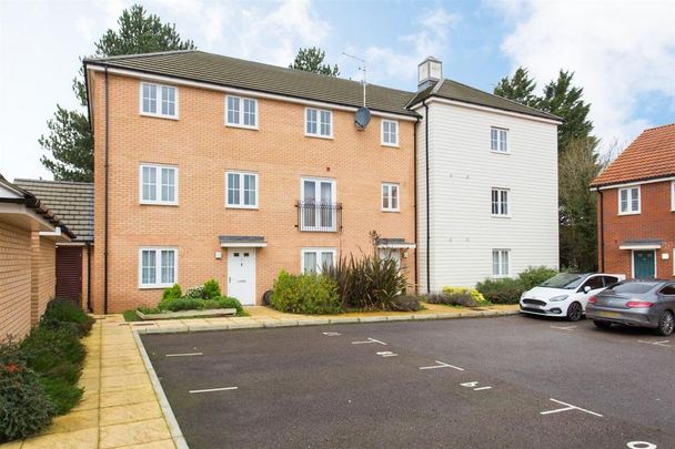 2 bedroom flat to rent - Photo 1