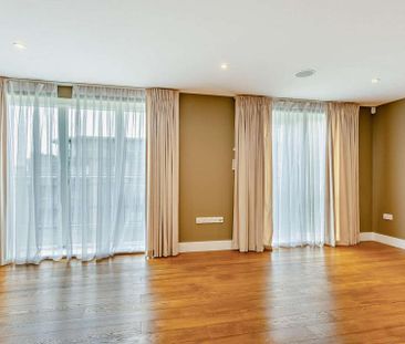 4 bedroom apartment to rent - Photo 3